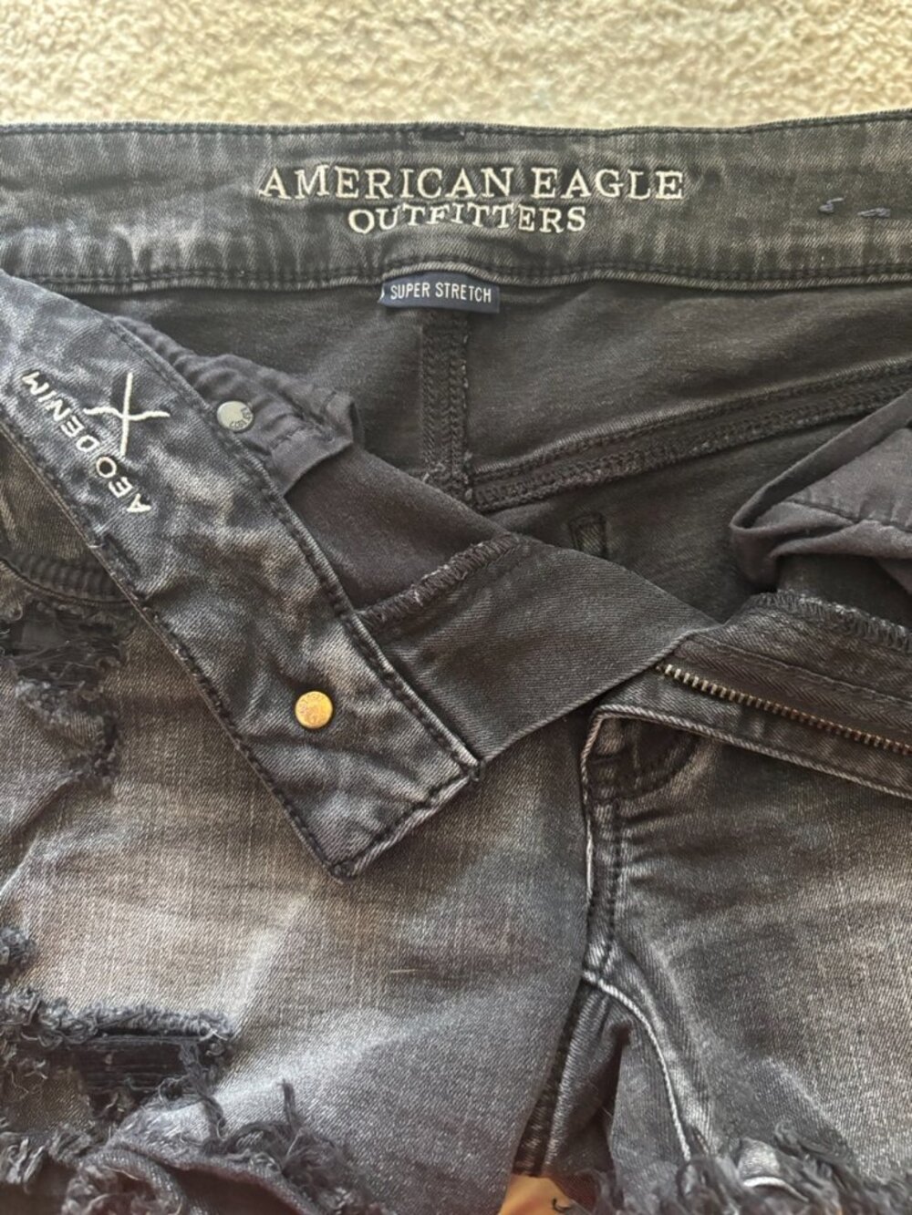 American Eagle Shorts - Picture 3 of 4